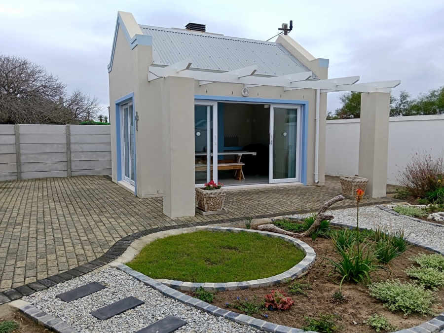 To Let 3 Bedroom Property for Rent in Sandbaai Western Cape